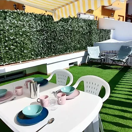 Comfy 2 Bedroom In With Wifi And Free Parking Apartament Arguineguin